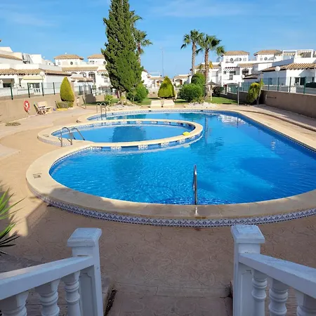 Floor Punta Prima アパート オリウエラ